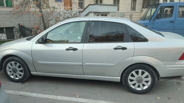 Ford: Ford Focus: 2001 г., 2 л, Автомат, Бензин, Седан