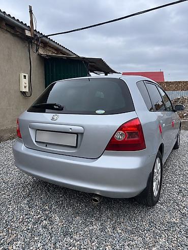 салон на фит: Honda Civic: 2001 г., 1.7 л, Автомат, Бензин, Хэтчбэк — 2