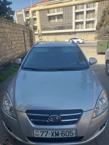 Kia: Kia Ceed: 1.6 l | 2007 il Hetçbek