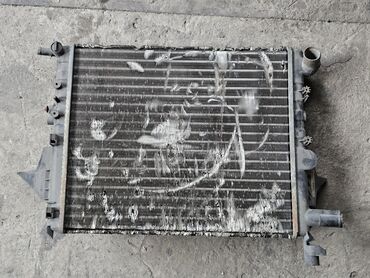 Радиаторы: Радиатор охлаждения двигателя Renault Twingo 1.2, 2003г.в. Оригинал — 8