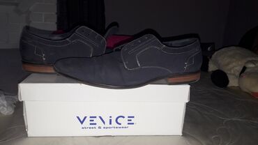 23 oglasa | lalafo.rs: Venice ocuvane cipele br.45