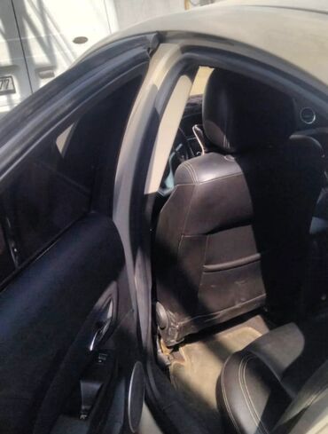 Chevrolet: Chevrolet Cruze: 1.4 l | 2011 il 212400 km Sedan — 14