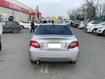 Daewoo: Daewoo Nexia: 2011 г., 1.6 л, Механика, Бензин, Седан — 5