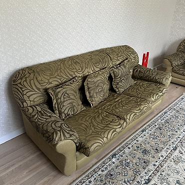 Диваны: Комплект мягкой мебели: диван и два кресла. - Формат: трехместный — 3