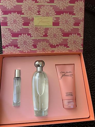 estee: Original Estée Lauder Pleasures – Deluxe Trio Hədiyyə Dəsti Emporiumda — 2