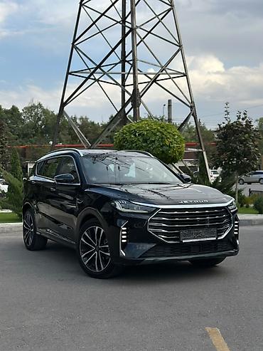 Продажа авто: Jetour X70 Plus: 2023 г., 1.5 л, Автомат, Бензин, Кроссовер — 3