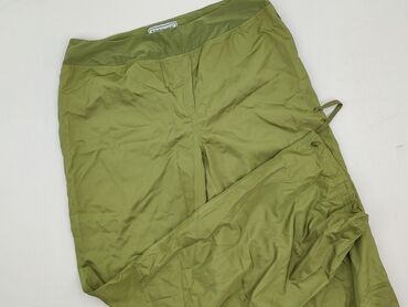 krótkie obcisłe spodenki nike: Material trousers for women, size 2XL (EU 44)