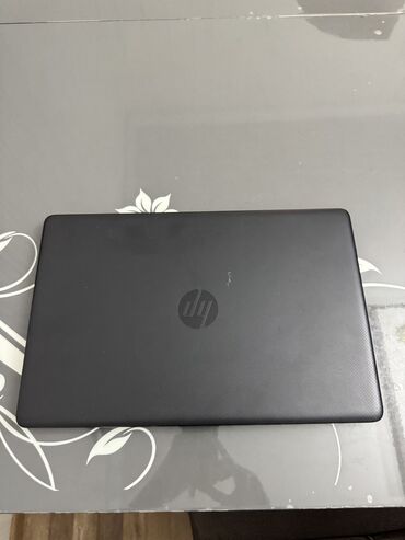 HP: İşlənmiş HP Chromebook, 11.6 ", AMD A8, 128 GB, Ünvandan götürmə