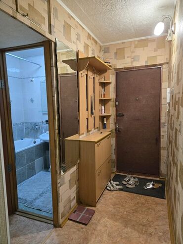 сдаются помещение: 2 комнаты, 45 м², 104 серия, 2 этаж, Косметический ремонт
