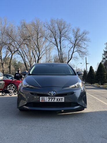 приус ви: Toyota Prius: 2017 г., 1.8 л, Вариатор, Гибрид