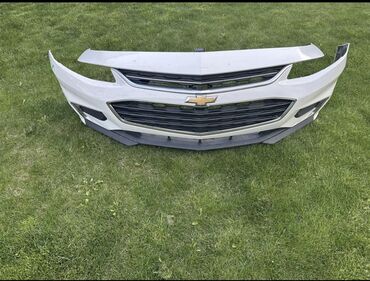 передний бампер: Передний Бампер Chevrolet 2018 г., Б/у, цвет - Белый, Оригинал