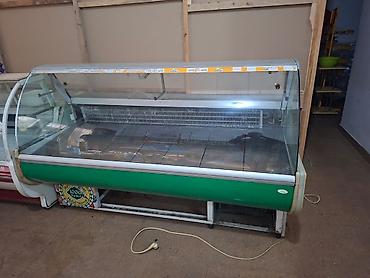 vitrin panel: Soyuduculu vitrin – 2 qapılı servis tipli, önü tam şüşə, qapalı üst — 1
