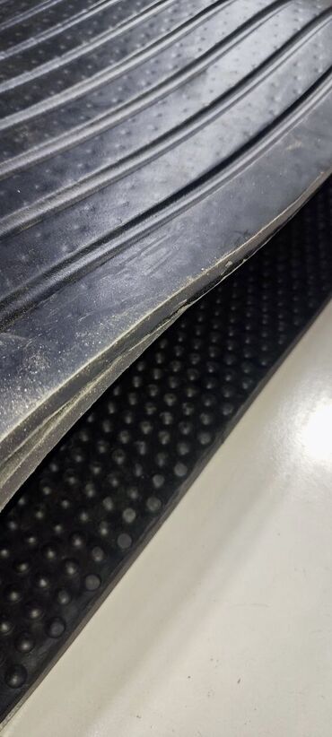 Товары и оборудование для с/х животных: Маты для КРС (Резиновые коврики для крупно рогатого скота и не — 2