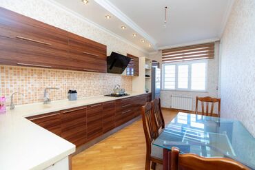 Yeni tikili: 3 otaqlı, Yeni tikili, m. Qara Qarayev, 145 kv. m — 8