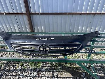 Решетки радиатора: Решетка радиатора Toyota Оригинал — 4