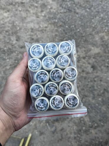 Heykəlciklər: Heykəlcik, 2025 il, Ödənişli çatdırılma — 9