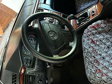 bugatti eb 112 6 mt: Mercedes-Benz E-Class (W210) sedan - Gövdə: 4 qapılı sedan, gümüşü — 6