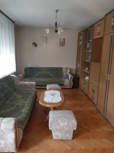 prodaja kuca i vikendica topola i okolina: 2 bedroom, 44 sq. m, 2 Floor Number