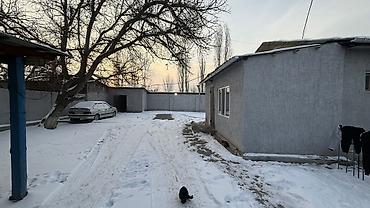 Продажа коттеджей и домов: 🏡 ПРОДАЕТСЯ ДОМ 🏡 📍 Район: Шопоков 🛏 Комнаты: 4 📐 Площадь дома: 62 — 3