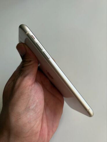 Apple iPhone: IPhone 11, 128 GB, Ağ, Face ID — 5