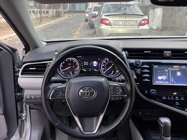 Toyota: Toyota Camry: 2018 г., 2.5 л, Автомат, Бензин, Седан — 10