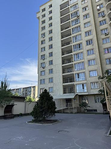 Аквариумы: СРОЧНО! Продается 3-комнатная квартира в микрорайон Кок-Жаре(г — 2