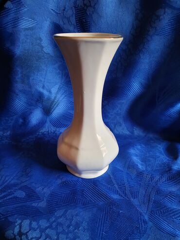 Ostali kućni dekor: Vaza nova Apro porcelan 70te. Porcelanska vaza nova — 3