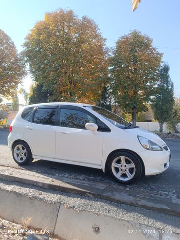 Honda: Honda Fit: 2003 г., 1.3 л, Автомат, Бензин, Седан