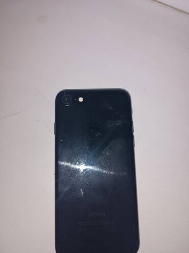 возможно в рассрочку: IPhone 7, Колдонулган, 32 ГБ, Кара, Заряддоочу түзүлүш, Каптама, Кабель, 100 %