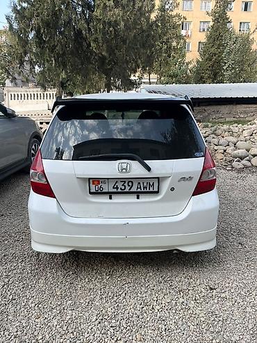 yamaha yzfr125: Honda Fit: 2002 г., 1.5 л, Вариатор, Бензин, Хэтчбэк — 3