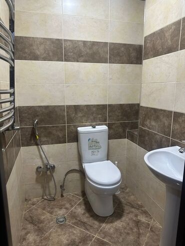 Yeni tikili: 3 otaqlı, Yeni tikili, m. Nəriman Nərimanov, 136 kv. m — 23