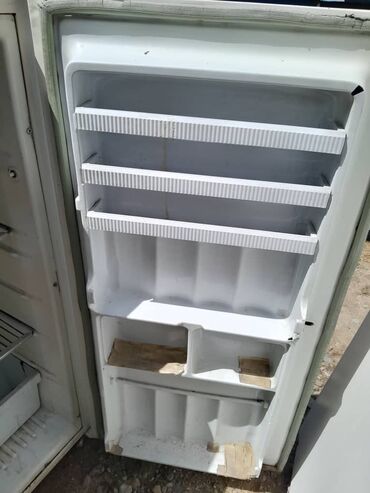 втринный холодильник: Холодильник Beko, Б/у, Двухкамерный, 60 * 140 *