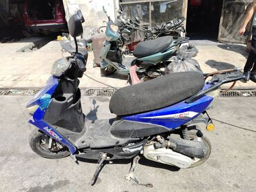 Mopedlər,skuterlər: Moon - Moped 50 sm3, 2011 il, 10000 km
