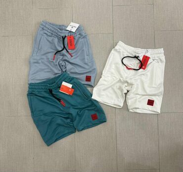 Majice: Majica s - 2xl 2500
Sorc 2450
Komplet maj + sorc 4000 — 16