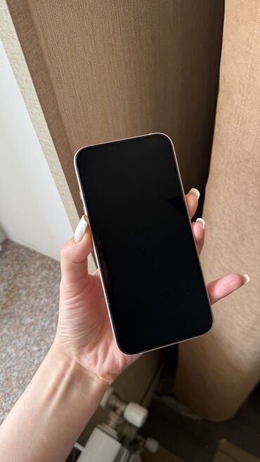 iphone 4s bu satın: IPhone 13, Çəhrayı