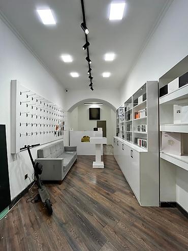 luks home: 28 May metrosu, Səməd Vurğun heykəlinin yanında, ümumi sahəsi 45 kv/m — 1