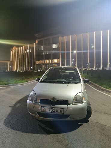 Toyota: Toyota Yaris: 1999 г., 1 л, Механика, Бензин, Хэтчбэк