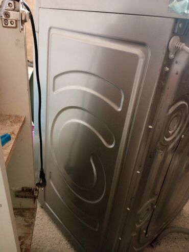 Paltaryuyan maşınlar: Paltaryuyan maşın 9 kq, İşlənmiş, Avtomat, Qurutma var, Kredit yoxdur, Ünvandan götürmə, Ödənişli çatdırılma, Rayonlara çatdırılma — 2