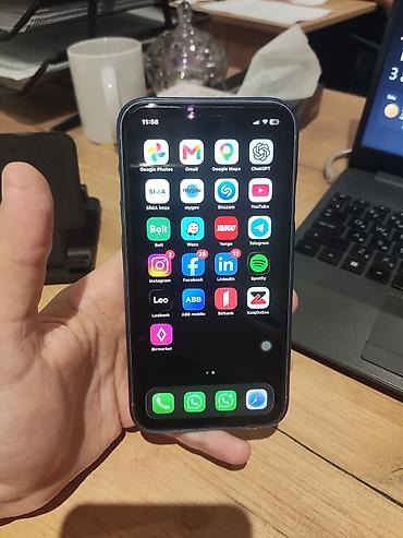 Apple iPhone: IPhone 11 — 1
