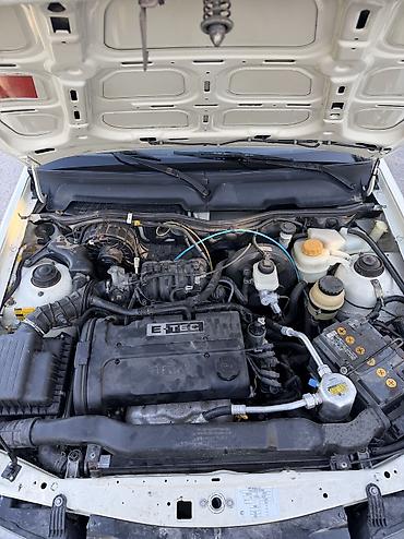 даево матиз 1: Daewoo Nexia: 2011 г., 1.6 л, Кол менен иштөөчү, Бензин, Седан — 9