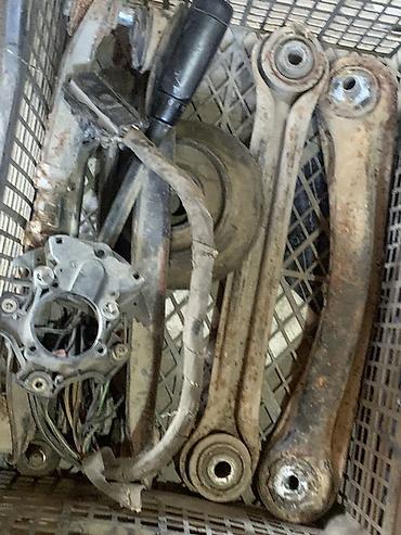 Другие автозапчасти: Набор автозапчастей (разнородные элементы подвески/кузова) Состав по — 1