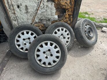 покрышки муравей: Шиналар 185 / 70 / R 14, Кыш, Колдонулган, Комплект, Жеңил унаалар, Кытай, Sailun