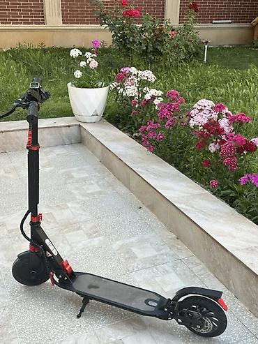 Электротранспорт: Elektrik skuter – qatlana bilən, şəhər içi rahat hərəkət üçün. Bu — 6