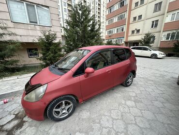 скупка старых автомобилей: Honda Fit: 2002 г., 1.3 л, Автоматтык, Газ, Хетчбек