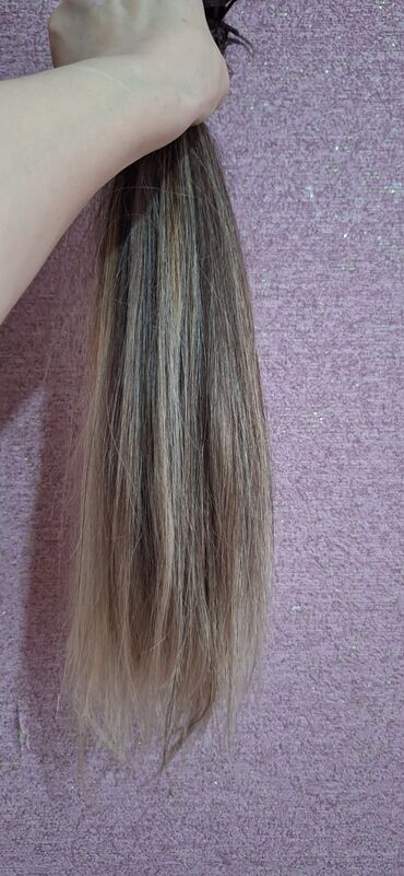 ombre saç: 10 yaşlı uşaq saçından ombre balyaj edilmiş saçdır 10 gün saçda qalıb