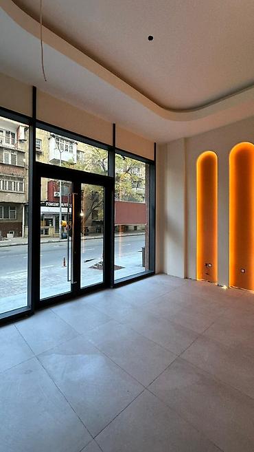 sabucda kiraye ev: Kooperasiya universitetinin yanında, əsas yola baxan, ümumi sahəsi 103 — 5