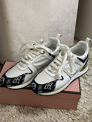 nike air max plus: Кроссовки Louis Vuitton Run Away - Женская модель, размер 39 — 4