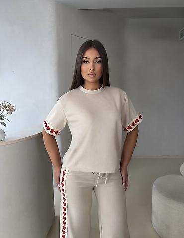 Gornji i donji deo: ❤️Top komplet – majica i pantalone sa srcima — 10