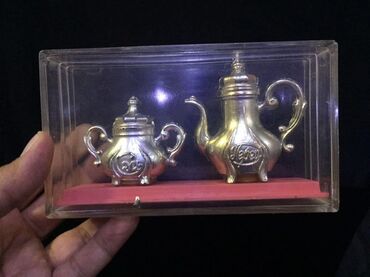 Digər dəstlər və servizlər: 1979/80-ci illərin SSRİ istehsalı “Bakı” ədviyyat qabı suveniri — 3