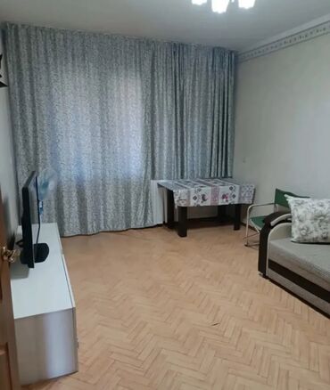 сдаётся квартира долгосрочно: 1 бөлмө, Риелтор, Чогуу жашоосу жок, Жарым -жартылай эмереги бар